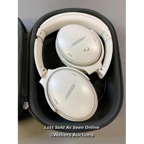 9687 - BOSE MODEL 437310 HEADPHONES INCL. CASE