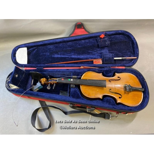 9734 - STENTOR VIOLIN INCL. CASE