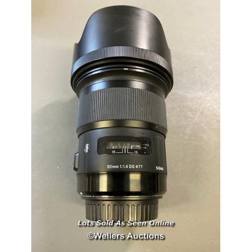 9756 - SIGMA 50MM 1:1.4 DG CAMERA LENS