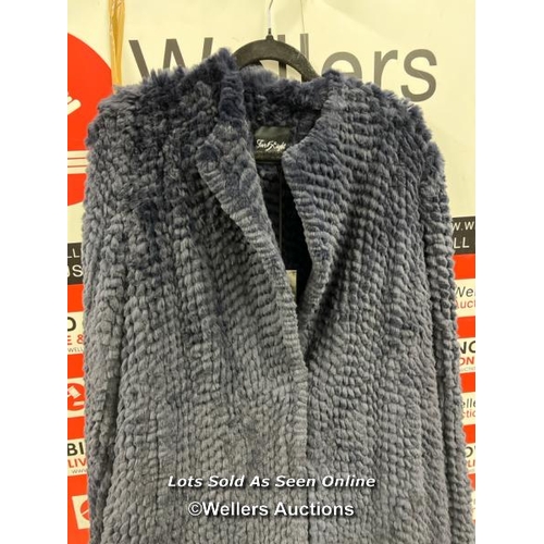 8083 - RRP £640 - BNWT  - FUR5EIGHT - NAVY KNIT LONG REX RABBIT COAT / JACKET XL UK12-14 / T17