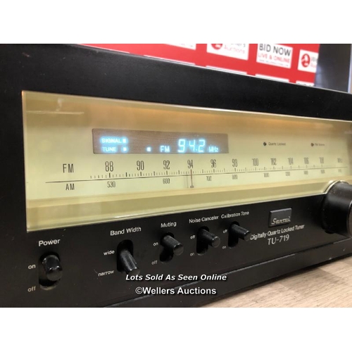 8117 - SANSUI TU-719 DIGITALLY QUARTZ LOCKED TUNER / POWERS UP