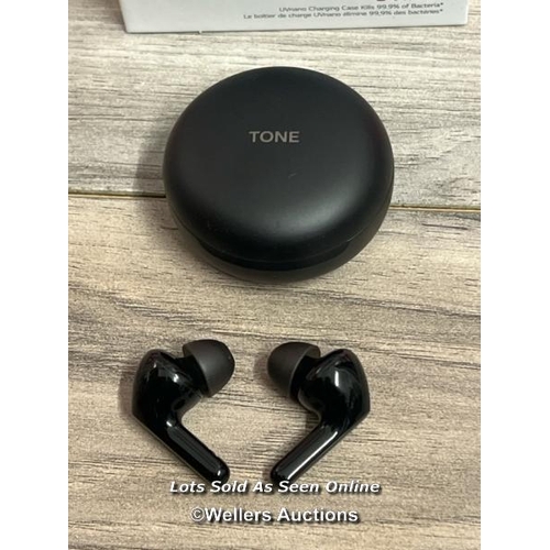 8217 - LG HBS-FN6 WIRELESS EARBUDS / POWER UP, CONNECT TO BT, PLAY MUSIC, SIGNS OF USE / T49