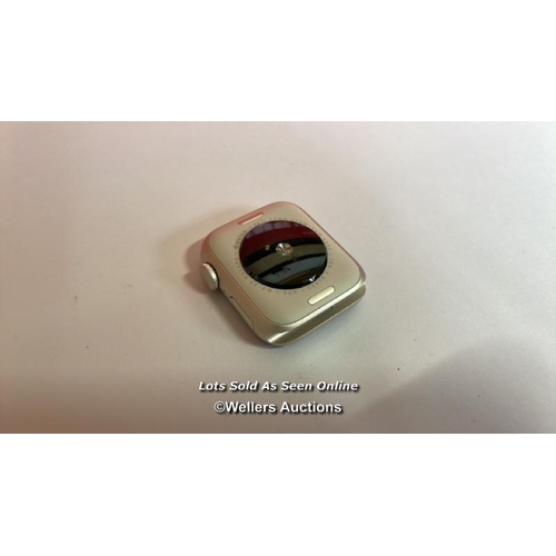 8234 - APPLE WATCH SE / 40MM / WITHOUT STRAP / WITHOUT CHARGER / POWERS UP / SERIAL NUMBER UNKNOWN / ICLOUD... 