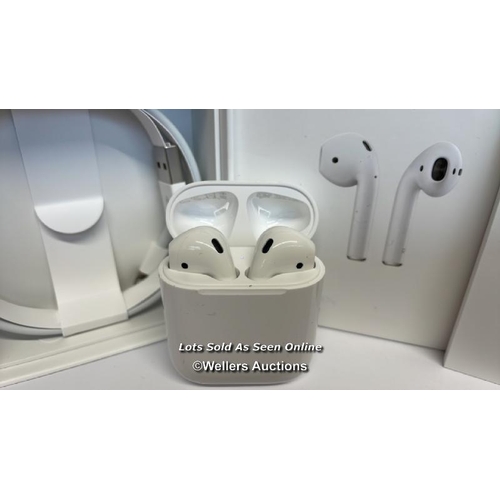 8255 - APPLE AIRPODS / 2ND GEN / WITH CHARGING CASE / WITH CHARGER / CONNECTS TO BLUETOOTH / PLAYS MUSIC / ... 