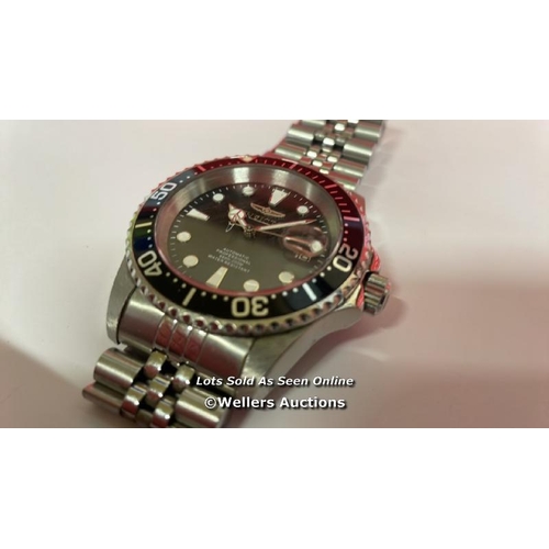 8288 - GENTS INVICTA 30091 STAINLESS STEEL BRACELET WATCH, PREOWNED / T92