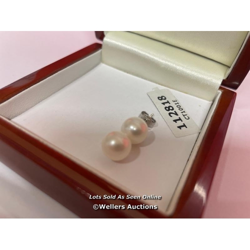 8292 - PAIR OF PEARL STUF EARINGS, BOTH PEARLS PRESENT, ONE EAR POLE MISSING / T29