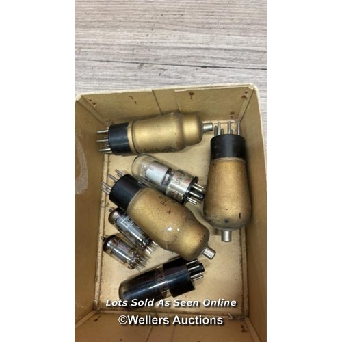 17 - 7X MIXED VALVES / D3