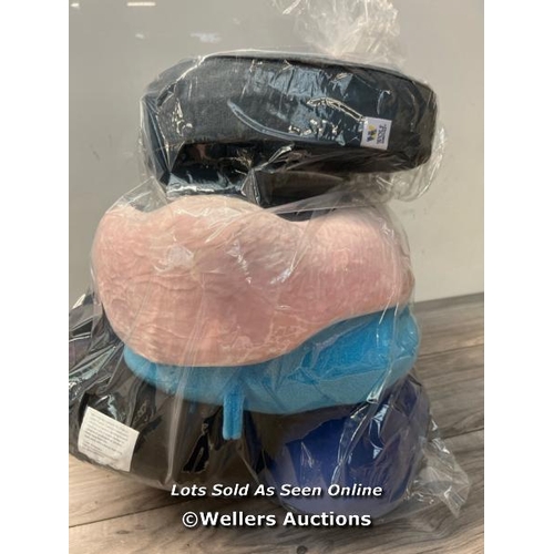 345 - BAG OF TRAVEL PILLOWS