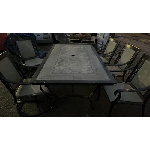 260 - GARDEN OUTDOOR TABLE AND CHAIRS SET / Y