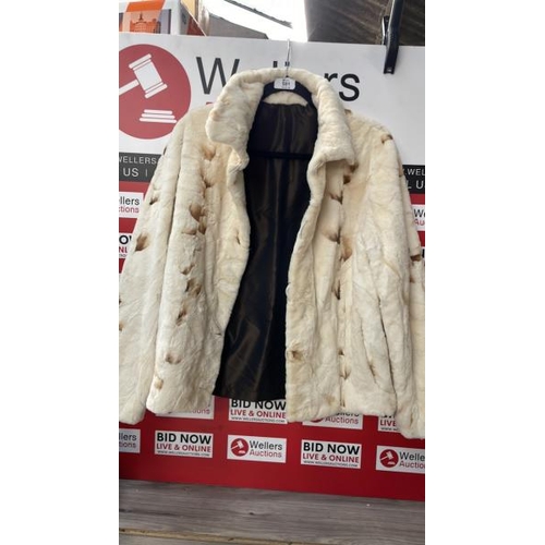 501 - PRE OWNED LADIES FUR COAT / R