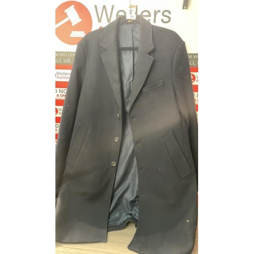 502 - PRE OWNED GENTS OVERCOAT / R