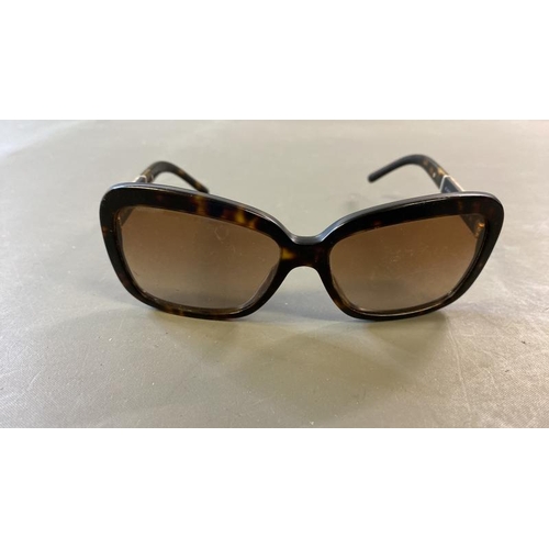 9564 - BURBERRY B4173 SUNGLASSES - SMALL SCRATCHES