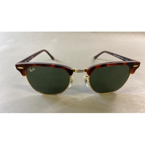 9565 - RAY-BAN R3016 CLUBMASTER SUNGLASSES