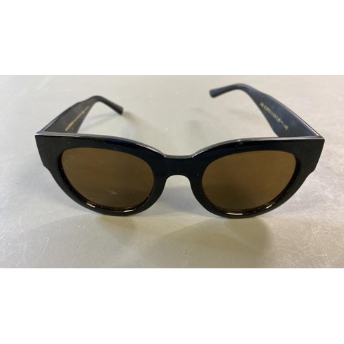 9574 - A.KJARBEDE LILLY KL2215 SUNGLASSES