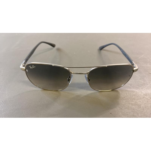 9576 - RAY-BAN RB3670 SUNGLASSES