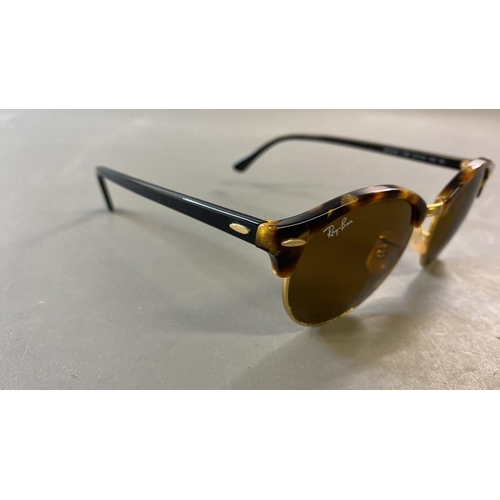 9583 - RAY-BAN RB4246 SUNGLASSES INCL. CASE