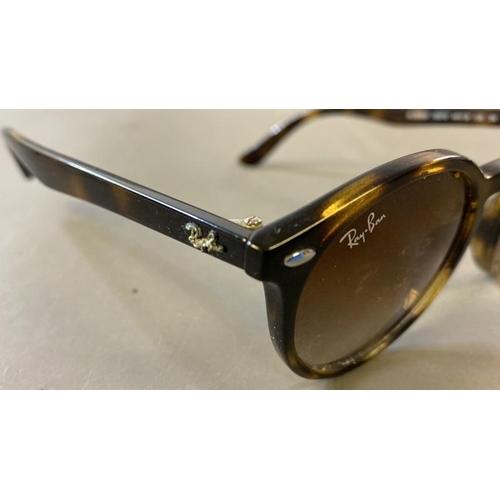 9587 - RAY-BAN RJ9064S SUNGLASSES INCL. CASE - SMALL SCRATCHES