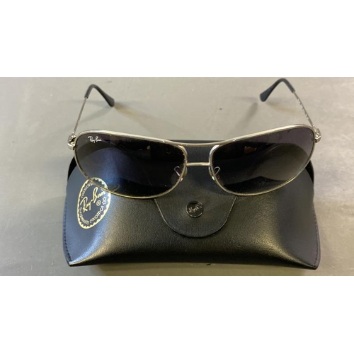 9589 - RAY-BAN RB3267 SUNGLASSES INCL. CASE