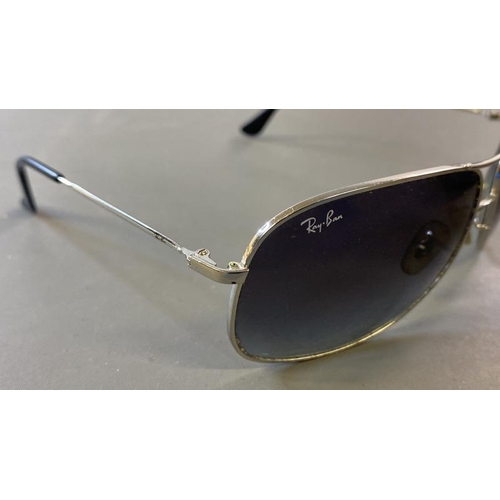 9589 - RAY-BAN RB3267 SUNGLASSES INCL. CASE