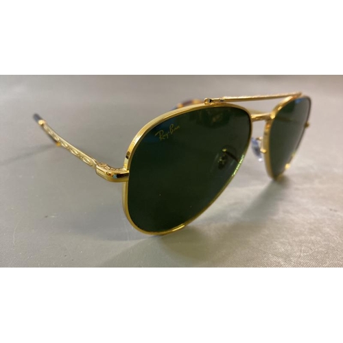 9593 - RAY-BAN RB2132 NEW WAYFARER SUNGLASSES INCL. CASE