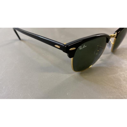 9610 - RAY-BAN RB3016 CLUBMASTER SUNGLASSES INCL. CASE