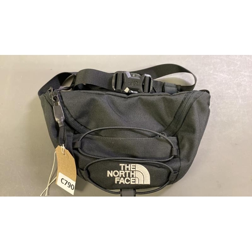 9625 - THE NORTH FACE BODY BAG