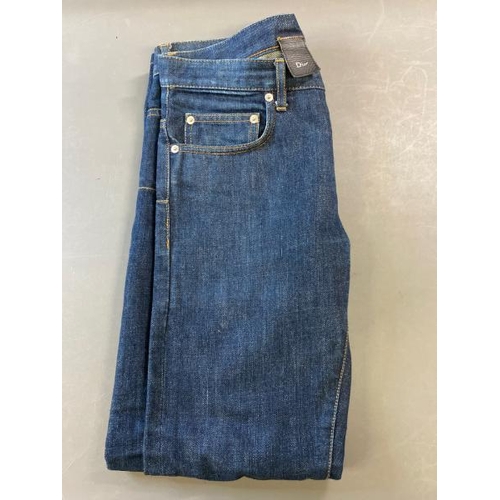 9634 - DIOR JEANS SIZE 28