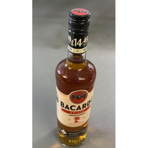 9640 - NEW BACARDI SPICED RUM 35% VOL. 700ML