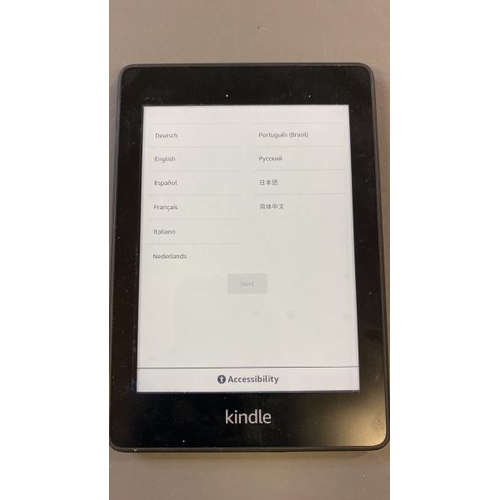 9692 - AMAZON KINDLE PAPERWHITE / PQ94WIF / RESTORED TO FACTORY DEFAULTS