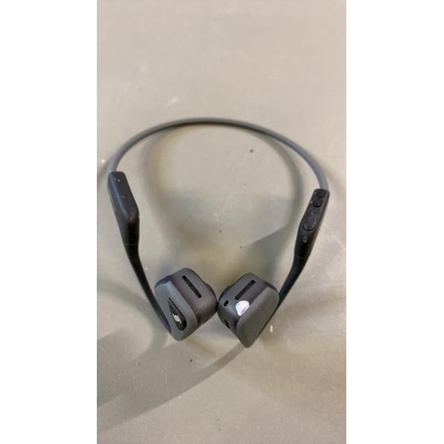 9732 - AFTERSHOKZ HEADPHONES MODEL AS650 / A2