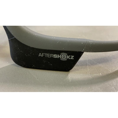 9732 - AFTERSHOKZ HEADPHONES MODEL AS650 / A2