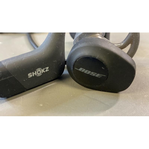 9746 - X1 SHOKZ HEADPHONES MODEL S803 AND X1 BOSE SOUNDSPORT EARPHONE MODEL A11 / A2