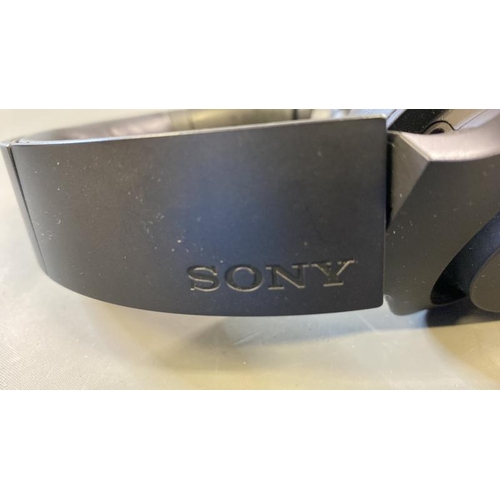 9748 - 6X SONY HEADPHONES MODEL MDR-100ABN