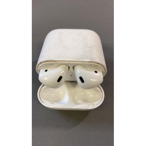 9754 - 6X APPLE AIRPODS MODEL A1602 SN GN3YQL8SLX2Y - BLUETOOTH CONNECTION TESTED