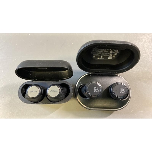 9769 - X2 EARBUDS INCL. JABRA ELITE ACTIVE AND BEOPLAY - BLUETOOTH CONNECTION NOT TESTED