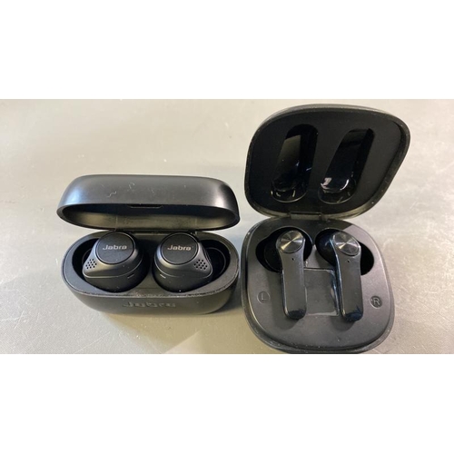 9784 - X2 EARBUDS INCL. JABRA ELITE - BLUETOOTH CONNECTION NOT TESTED