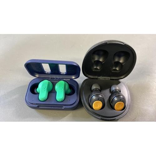 9785 - X2 EARBUDS INCL. SKULLCANDY S2DMW - BLUETOOTH CONNECTION NOT TESTED