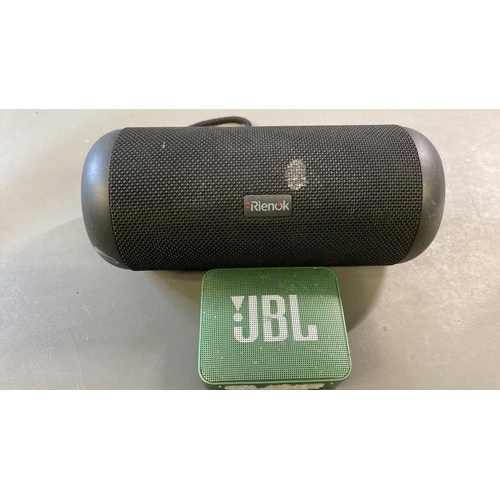 9810 - X2 SPEAKERS INCL. JBL GO 2 AND RIENOK