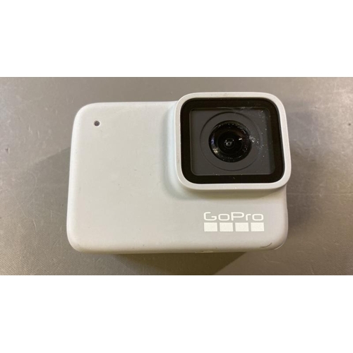 9849 - GO PRO 7 WHITE MODEL SPTM1 SN C3311125021887