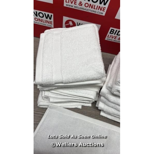 9023 - GRANDEUR WASH CLOTHS / MINIMAL SIGNS OF USE