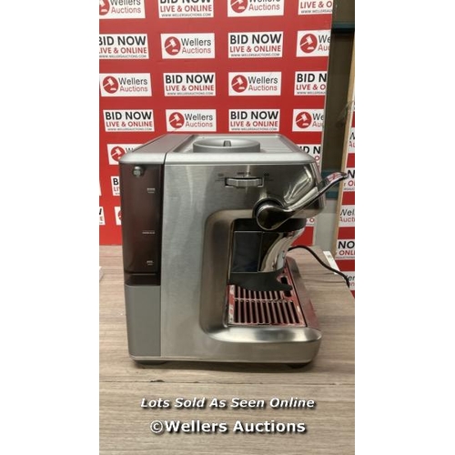 9032 - SAGE BARISTA EXPRESS BES875BSS PUMP COFFEE MACHINE, POWERS UP, SIGNS OF USE