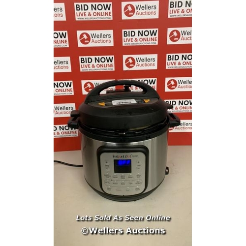 9105 - INSTANT POT GOURMET CRISP 11-IN-1 PRESSURE COOKER & AIRFRYER, 5.7L / POWERS UP / SIGNS OF USE / D12