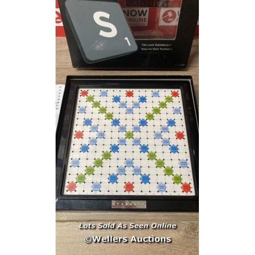 9126 - SCRABBLE DELUXE EDITION / NEW IN OPEN BOX