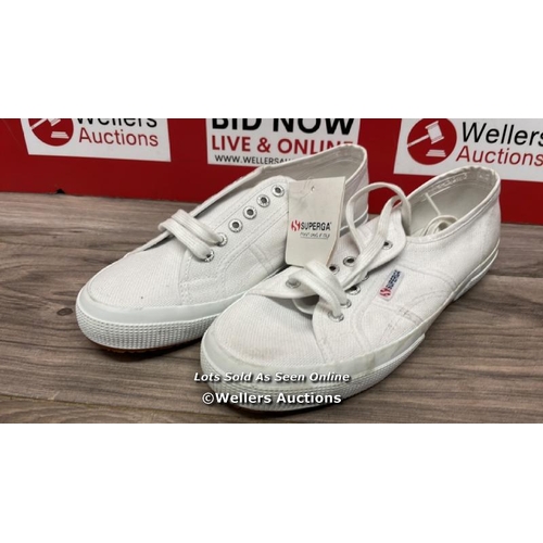 9451 - SUPERGA WHITE TRAINERS / UK 7.5 / NEW, WITHOUT BOX / T57