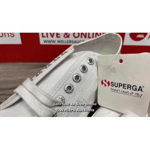 9451 - SUPERGA WHITE TRAINERS / UK 7.5 / NEW, WITHOUT BOX / T57