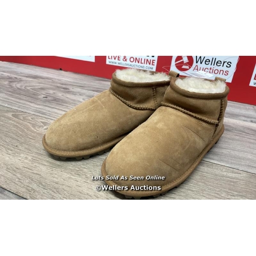 9456 - CHILDRENS KIRKLAND SIGNATURE CHESTNUT SHEARLING SHOES / UK 2 / NEW, WITHOUT BOX / T57