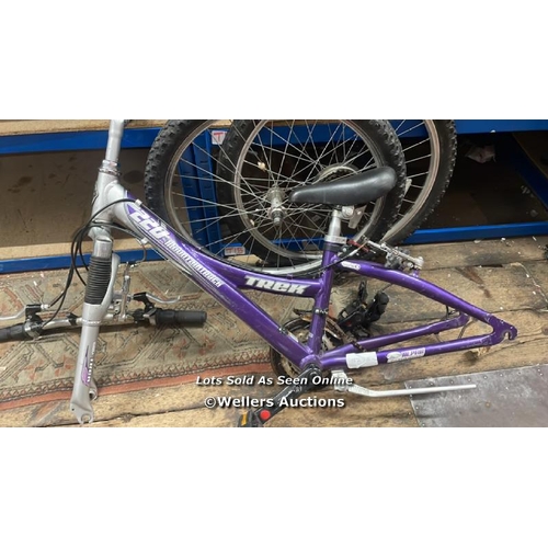 9540 - GIRLS TREK MOUNTAIN BIKE / T55