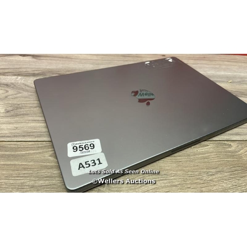 9569 - APPLE MACBOOK PRO 14