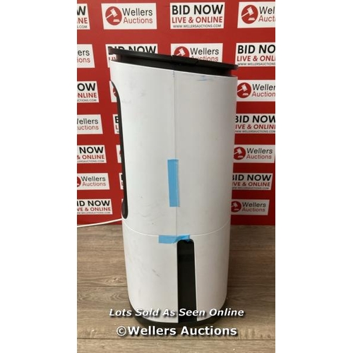 2328 - MEACODRY ARETE� ONE 18L DEHUMIDIFIER & AIR PURIFIER, 70M� / POWERS UP, SIGNS OF USE, PAINT DAMAGE / ... 