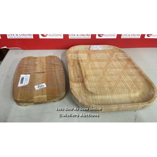 2343 - BAMBOO CHEESE BOARD WITH 4 TOOLS / APPEARS NEW   / E38